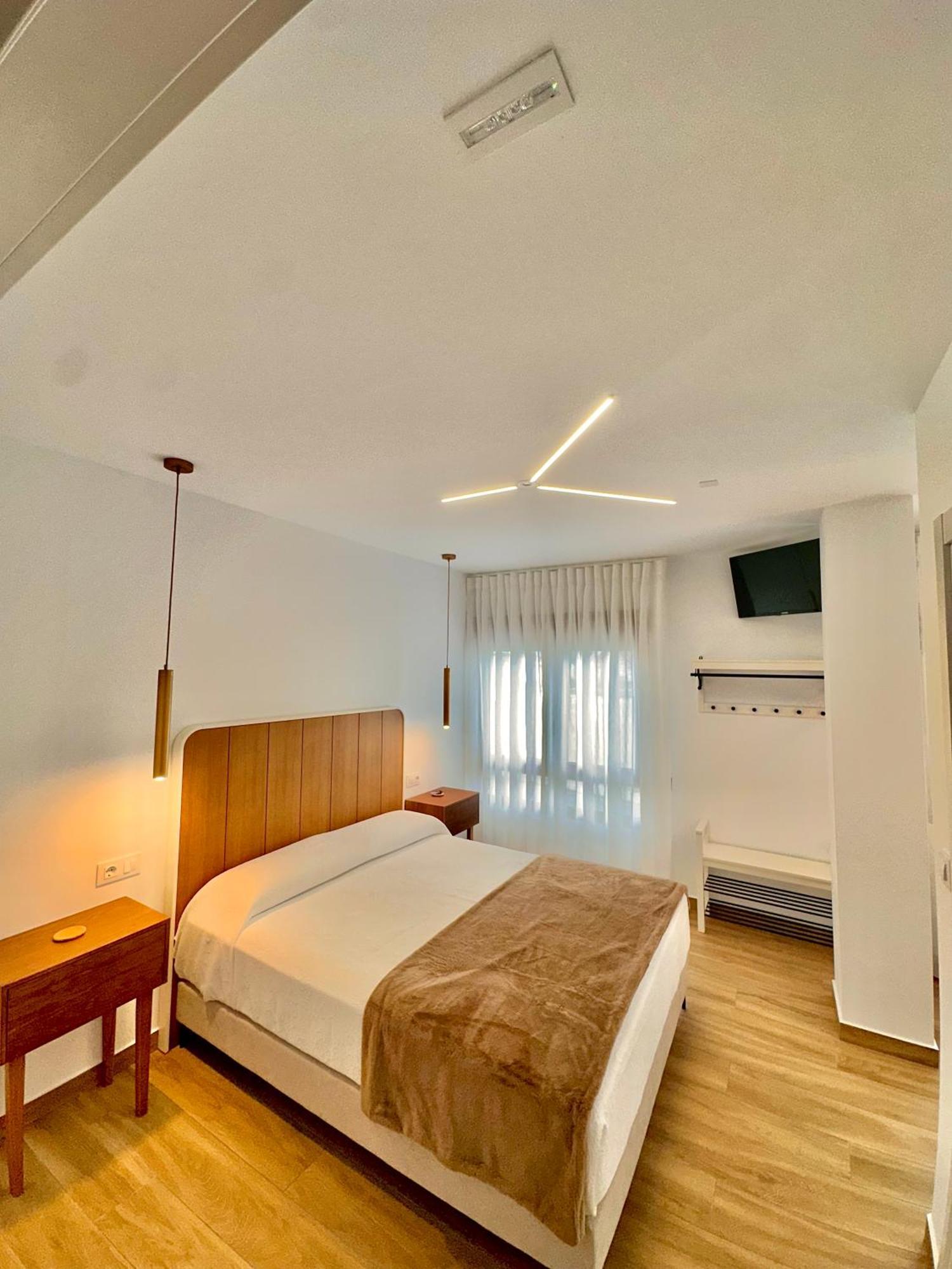 Pension Beiramar Cee Exterior photo